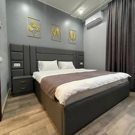 Days Hotel Ереван Екстериор снимка