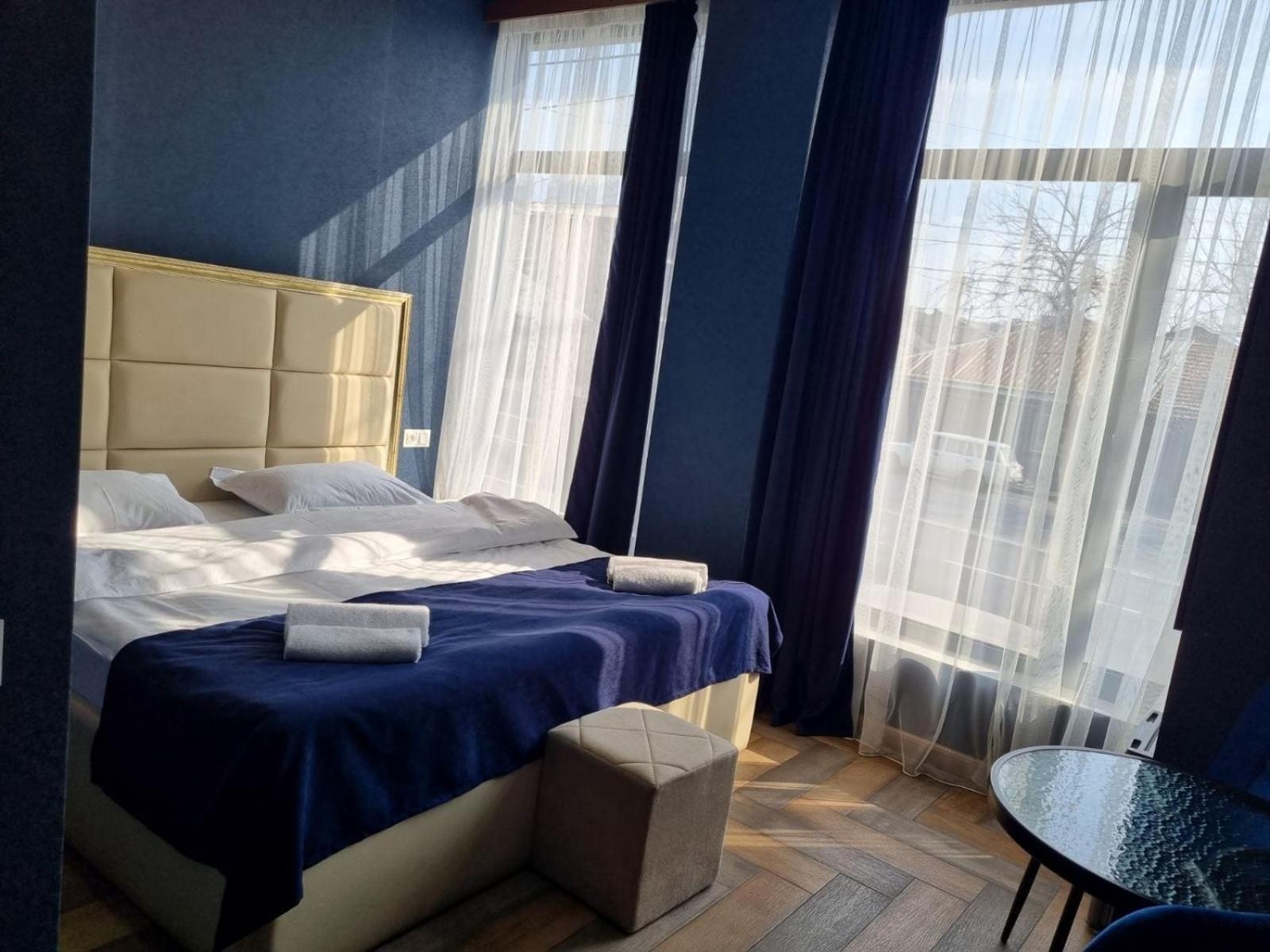 Days Hotel Ереван Екстериор снимка